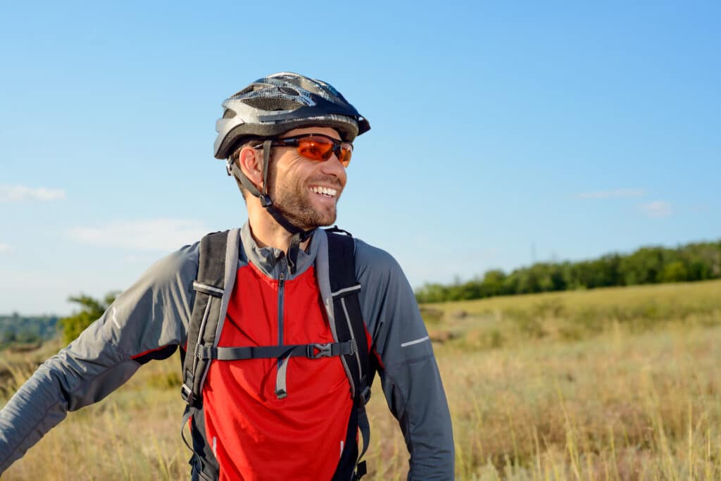 Fietser met sportbril